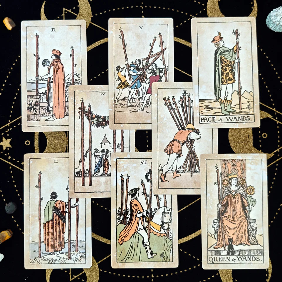 ✨ Big Size 12x7cm Vintage Rider Tarot Deck - 78-Card English Visions Edition Oracle Set for Divination, Self-Discovery, and Board Playing Games (Ages 14+)