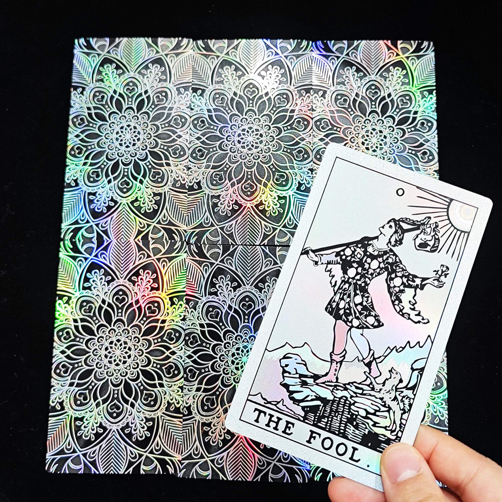 ✨ Silver Retro Tarot Cards Deck with Guidebook - Waterproof Plastic Fortune-Telling Game with Elegant Silver Foil Design and Hardcover Guide