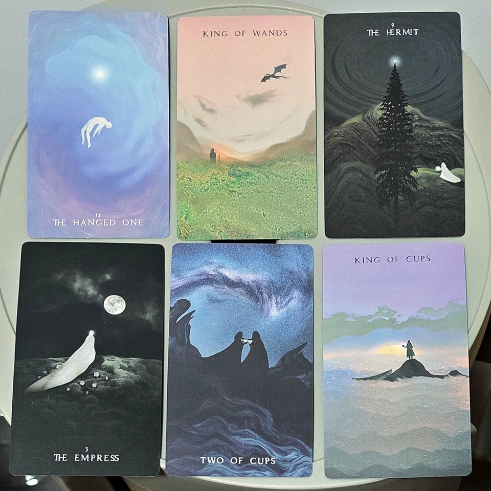 ✨ The Shadows We Cast Star Seeker Tarot Deck in Rigid Box - Atmospheric & Mystical 79-Card Set with 12x7cm Cards for Intuitive Readings and Self-Discovery