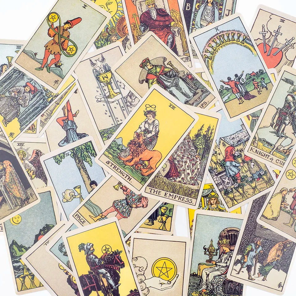 The Classic Tarot Deck - 78-Card Rider-Waite Foundation Set with Guidebook, Easy for Beginners & Collectors, Traditional Fortune Telling & Tabletop Divination Art Collectible