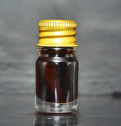 Sacred "Thewada Long Hong" Divine Enthrallment & "Sadung Jit" Holy Oil Infusion by Ajarn Surachak, Phraya Yak Sam Ta Hermitage 2026 for Irresistible Charm and Deep Emotional Magnetism
